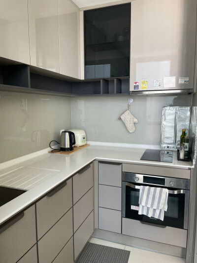 333 ริเวอร์ไซด์ / 333 RIVERSIDE