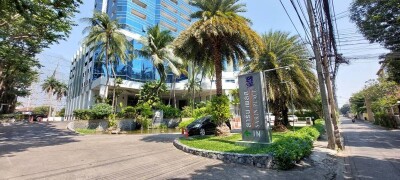 ขาย สำนักงานสารินเพลส ซอยรัชดาภิเษก 46 (ใกล้เมเจอร์รัชโยธิน) ตั้งอยู่ชั้นล่างสุด