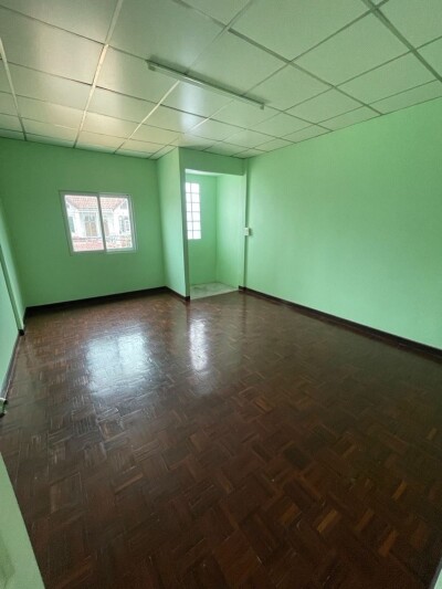 🏡 ขายทาวน์เฮ้าส์ 2 ชั้น หมู่บ้านสวนผักวิลเลจ