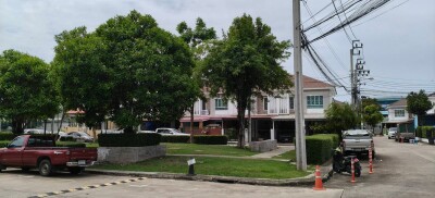 พฤกษาวิลล์ 72 นครอินทร์ - พระเงิน / ห้องนอน 3 ห้อง  ห้องน้ำ 2 ห้อง