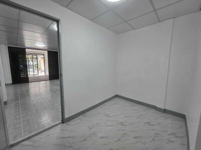 🔥🔥🔥 ปล่อยเช่า ทาวน์เฮ้าส์ 2 ชั้น ซอยประชาราษฏร์บำเพ็ญ 16 แยก 3 🔥🔥-11