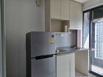 ไอดีโอ โมบิ วงศ์สว่าง อินเตอร์เชนจ์ / 1 ห้องน้ำ ขนาด 24.04 ตร.ม ชั้น 18 ทิศใต้ วิวรถไฟฟ้า