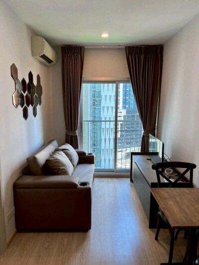 โนเบิล รีวอลฟ์ รัชดา / Noble Revolve Ratchada