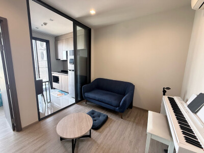 เดอะ ไลน์ วงศ์สว่าง / The Line Wongsawang-2