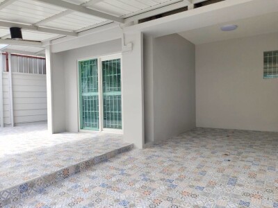 เดอะ คอนเนค 8 วงแหวน - บางนา