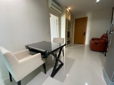 วิลล่า อโศก / 1 ห้องนอน 40 ตร.ม. ชั้น 20 ลมดี แดดบ่ายไม่ร้อน ใกล้ มศว เดินได้