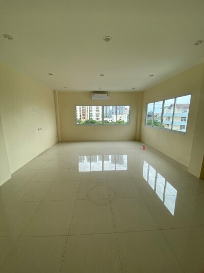 อัพเดตล่าสุด 30/10/2568 : 🌟 ให้เช่าอาคารพาณิชย์ สุขุมวิท 64 🌟