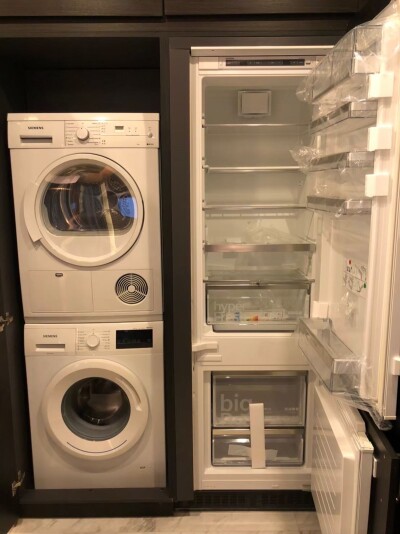 ศาลาแดง วัน / พื้นที่ใช้สอย 57.70 ตร.ม. ชั้นที่ 6 *