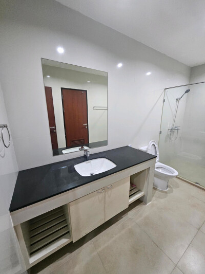 เดอะ เวลลิงตัน คอนโด / The Wellington Condominium-9