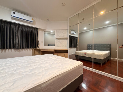 เซ็นทรัลซิตี้ บางนา อีสทาวเวอร์ / Central City East Tower