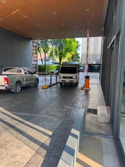 โมนีค สุขุมวิท 64 / Moniiq Sukhumvit 64