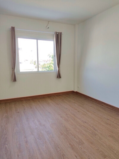 เดอะ ไลฟ์ บางนา