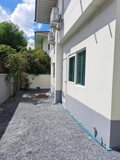 ศุภาลัย การ์เด้นวิลล์ กรุงเทพกรีฑาตัดใหม่ - มอเตอร์เวย์