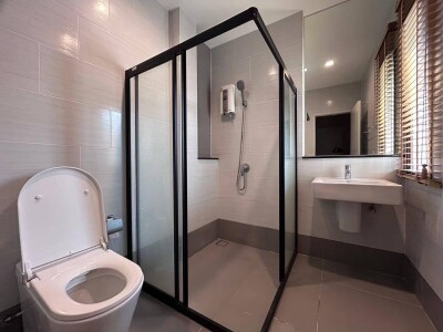 บางกอก บูเลอวาร์ด บางนา - ศรีนครินทร์ / 🛏 3 ห้องนอน | 🛁 3 ห้องน้ำ | 🛋 1 ห้องรับแขก