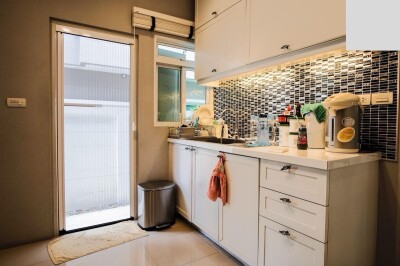 แกรนด์ บางกอก บูเลอวาร์ด พระราม 9 - ศรีนครินทร์