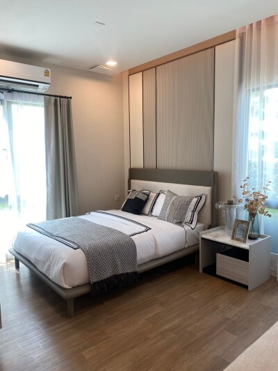 มัณฑนา บางนา กม.15 / 🏠 พื้นที่ใช้สอย: 283 ตร.ม. 🔝 จำนวนชั้น: 2 ชั้น