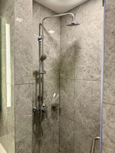 โนเบิล อราวน์ อารีย์ / Noble Around Ari