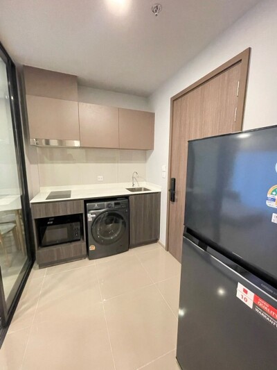 ไลฟ์ พหล - ลาดพร้าว / Life Phahon - Ladprao