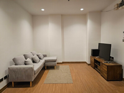 พีจี พระรามเก้า คอนโดมิเนียม / PG RAMA 9 Condominium