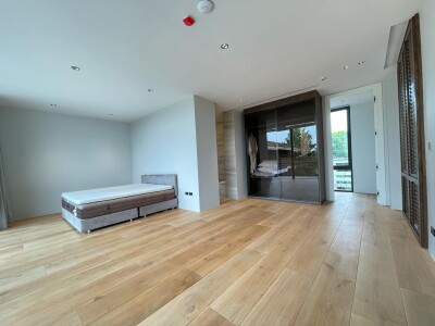 สันติบุรี เดอะ เรสซิเดนเซส / 1,415 ตารางเมตร