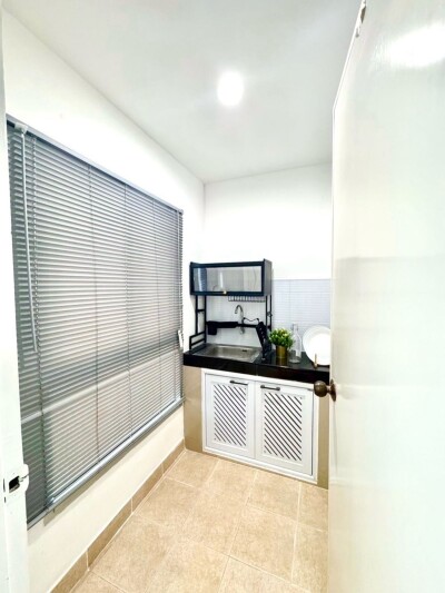 รีเจ้นท์ โฮม 6 ประชาชื่น / ห้องสวย ชั้น 7 พร้อมเข้าอยู่ทันที