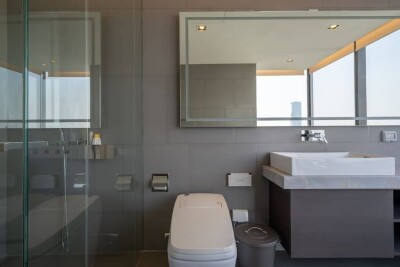 เดอะ แบงค็อค สาทร / 128.28 ตรม. ชั้น 48-10