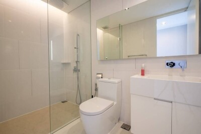 เดอะ แบงค็อค สาทร / 128.28 ตรม. ชั้น 48-9