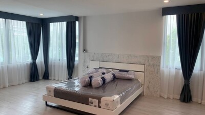 🔥 ให้เช่าบ้านเดี่ยว 5 ห้องนอน ย่านโชคชัย 4 🔥-17