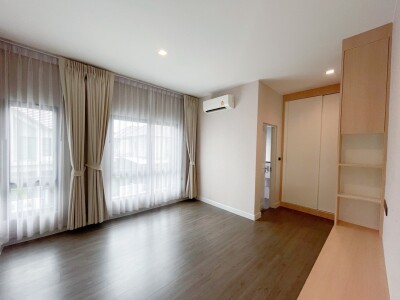 บางกอก บูเลอวาร์ด พระราม 5-19