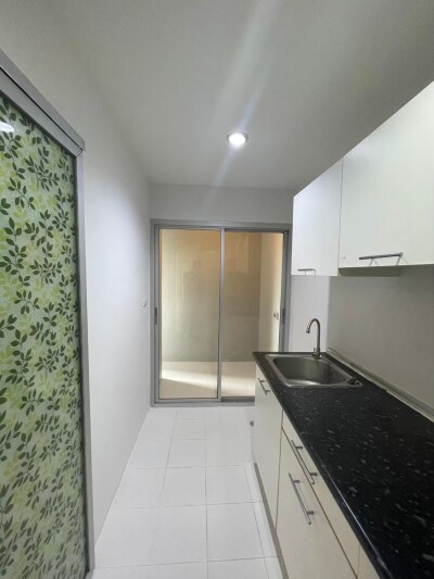 เดอะ ซีซันส์ ศรีนครินทร์ / 32 ตร.ม. ตึก C ชั้น 5