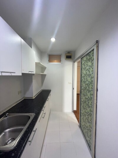 เดอะ ซีซันส์ ศรีนครินทร์ / 32 ตร.ม. ตึก C ชั้น 5