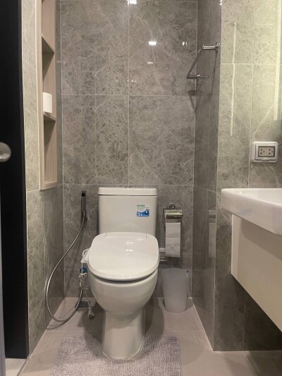 โนเบิล อราวน์ อารีย์ / Noble Around Ari-8