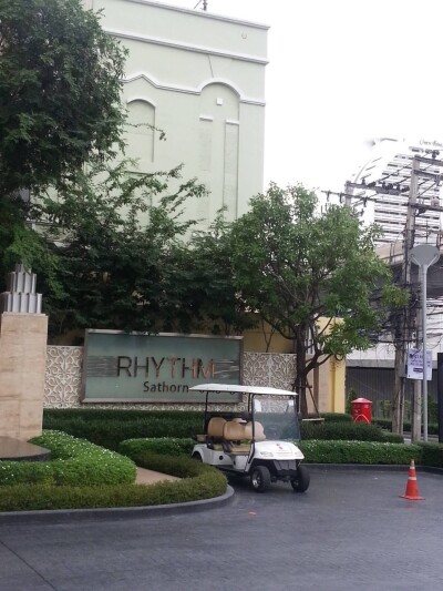ริทึ่ม สาทร / Rhythm Sathorn-17