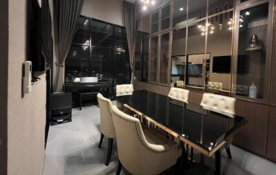 ทาวน์โฮม อาร์เด้น พระราม 3 / 185 ตารางเมตร   อนุญาตเลี้ยงสัตว์