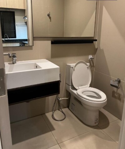 ทาวน์โฮม อาร์เด้น พระราม 3 / 185 ตารางเมตร   อนุญาตเลี้ยงสัตว์