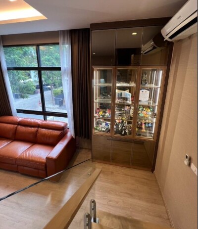 ทาวน์โฮม อาร์เด้น พระราม 3 / 185 ตารางเมตร   อนุญาตเลี้ยงสัตว์