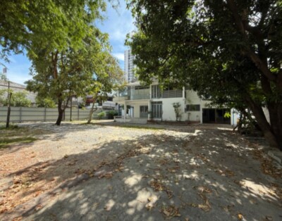 อัปเดตล่าสุด 02/02/2568 :  ให้เช่าบ้านเดี่ยว 2 ชั้น ซอยเอกมัย 15 ขนาด 232 ตารางวา-4