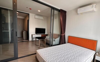 เดอะ เบส สะพานใหม่ / The Base Saphanmai-2