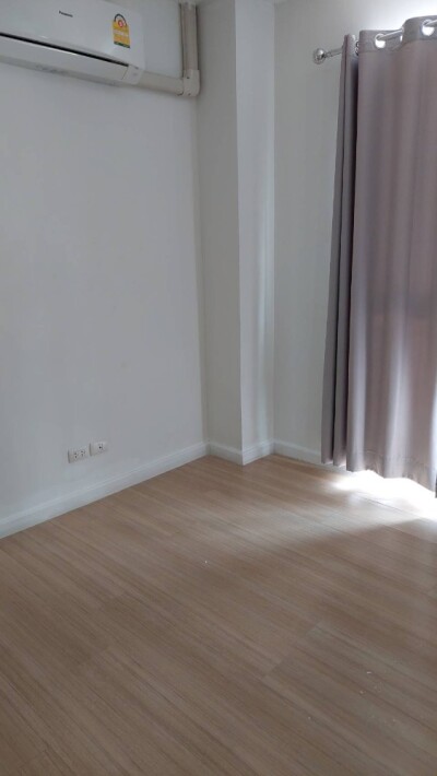 พาทิโอ แจ้งวัฒนะ (เมืองทอง)