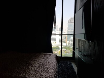 โนเบิล เพลินจิต / 75.48 ตารางเมตร ชั้น 17 ตึก B วิวเมือง *