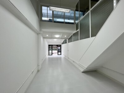 🌟 ให้เช่า อาคารพาณิชย์ รีโนเวทใหม่ ใกล้มหาวิทยาลัยหอการค้าไทย (UTCC) 🌟