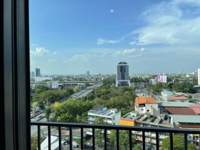 ซี เอกมัย / C EKKAMAI