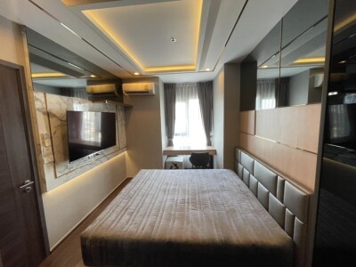 ซี เอกมัย / C EKKAMAI