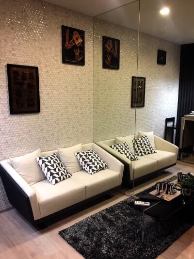 เอ็ม ทองหล่อ เท็น / M Thonglor 10
