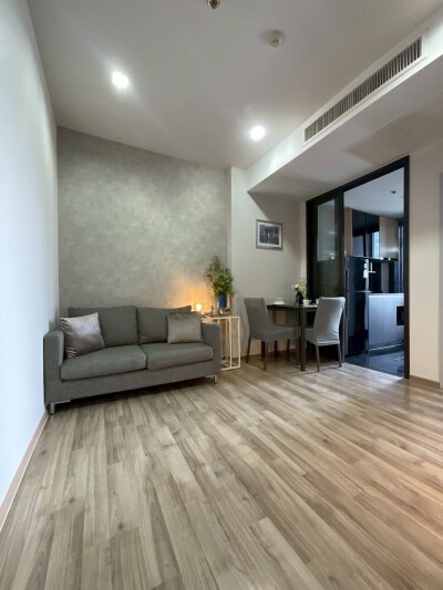 เดอะ ไลน์ จตุจักร - หมอชิต / The Line Jatujak