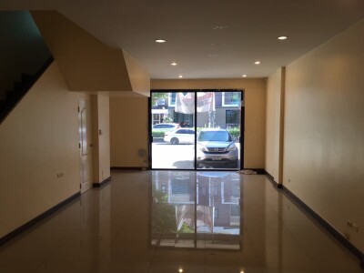 🔥🔥 ให้เช่า ทาวน์โฮม / โฮมออฟฟิศ ราม 2 🔥🔥-2