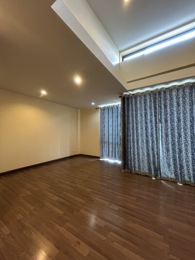 🔥🔥 ให้เช่า ทาวน์โฮม / โฮมออฟฟิศ ราม 2 🔥🔥-6