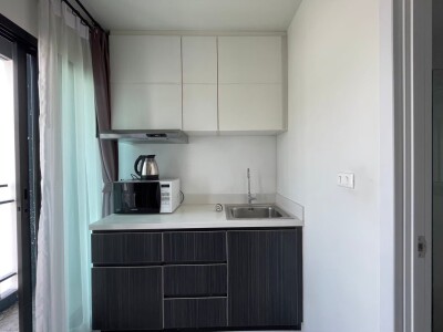 ดิ เอ็กเซล ไฮบริด ลาซาล 8 / 1 ห้องนอน 1 ห้องน้ำ ชั้น 5 ขนาด 27 ตรม