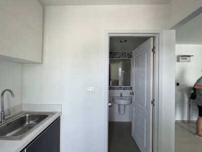 ดิ เอ็กเซล ไฮบริด ลาซาล 8 / 1 ห้องนอน 1 ห้องน้ำ ชั้น 5 ขนาด 27 ตรม