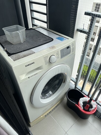 ดิ เอ็กเซล ไฮบริด ลาซาล 8 / 1 ห้องนอน 1 ห้องน้ำ ชั้น 5 ขนาด 27 ตรม